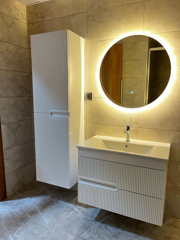 Modern banyo dolabı modeli B01